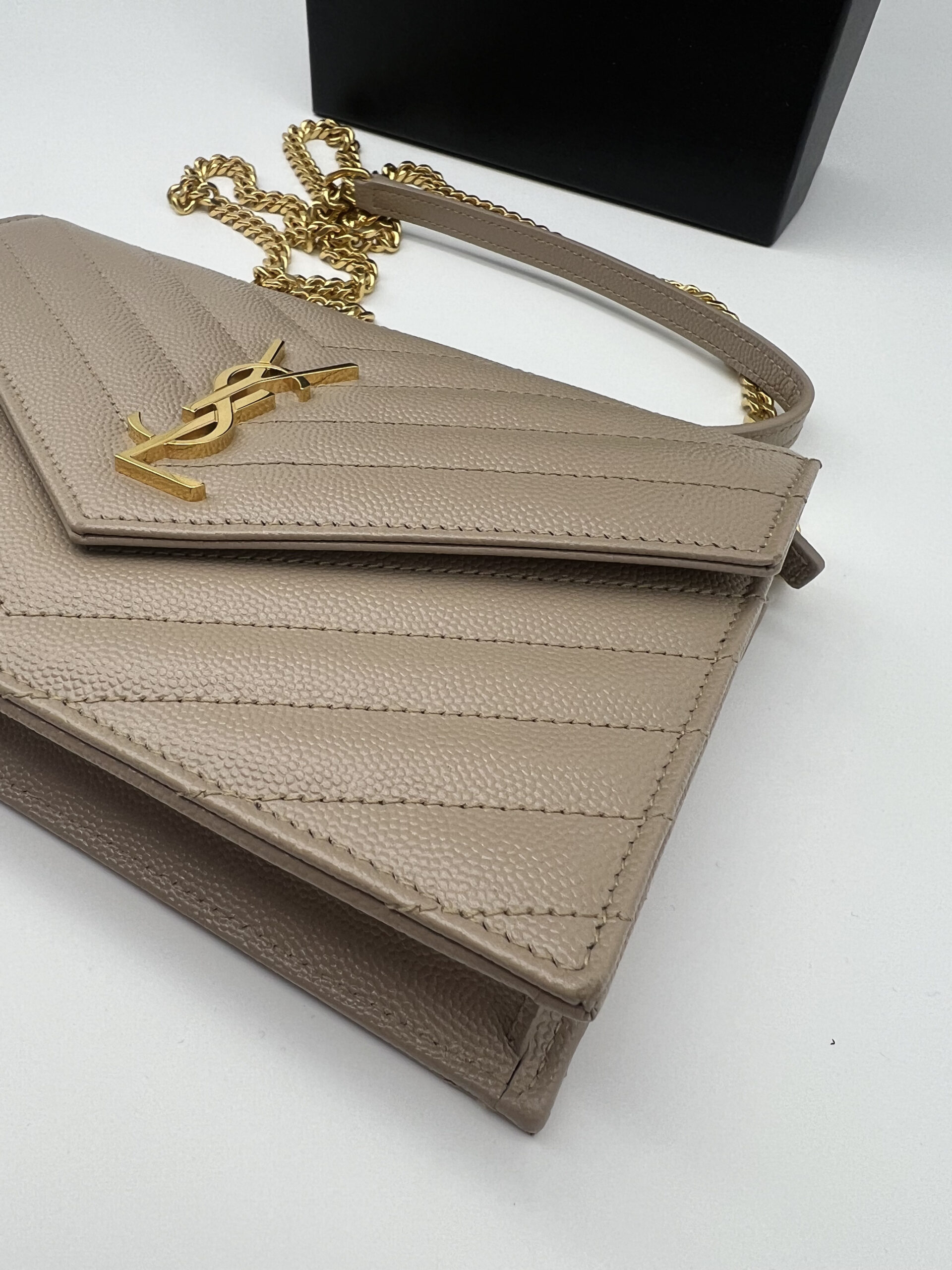 Pre-owned Saint Laurent YSL Cassandre envelope WOC 13